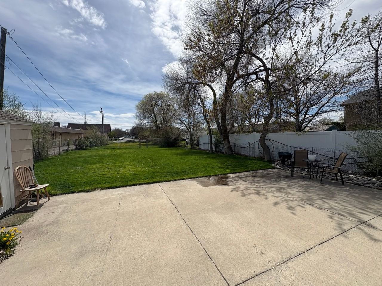 1628 Alderson Ave - Photo 4 of 12