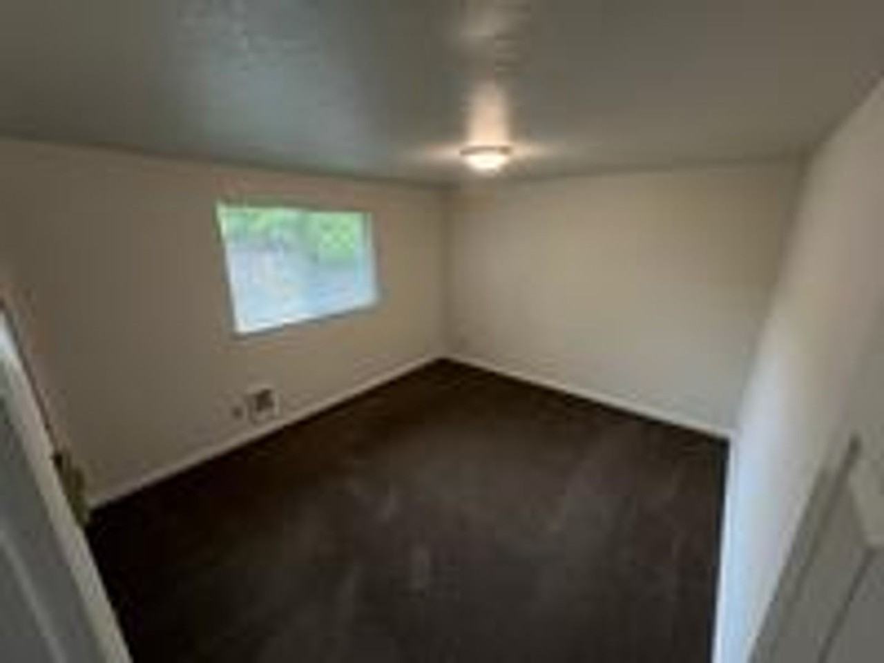 3996 Linn Ave Se - Photo 7 of 9