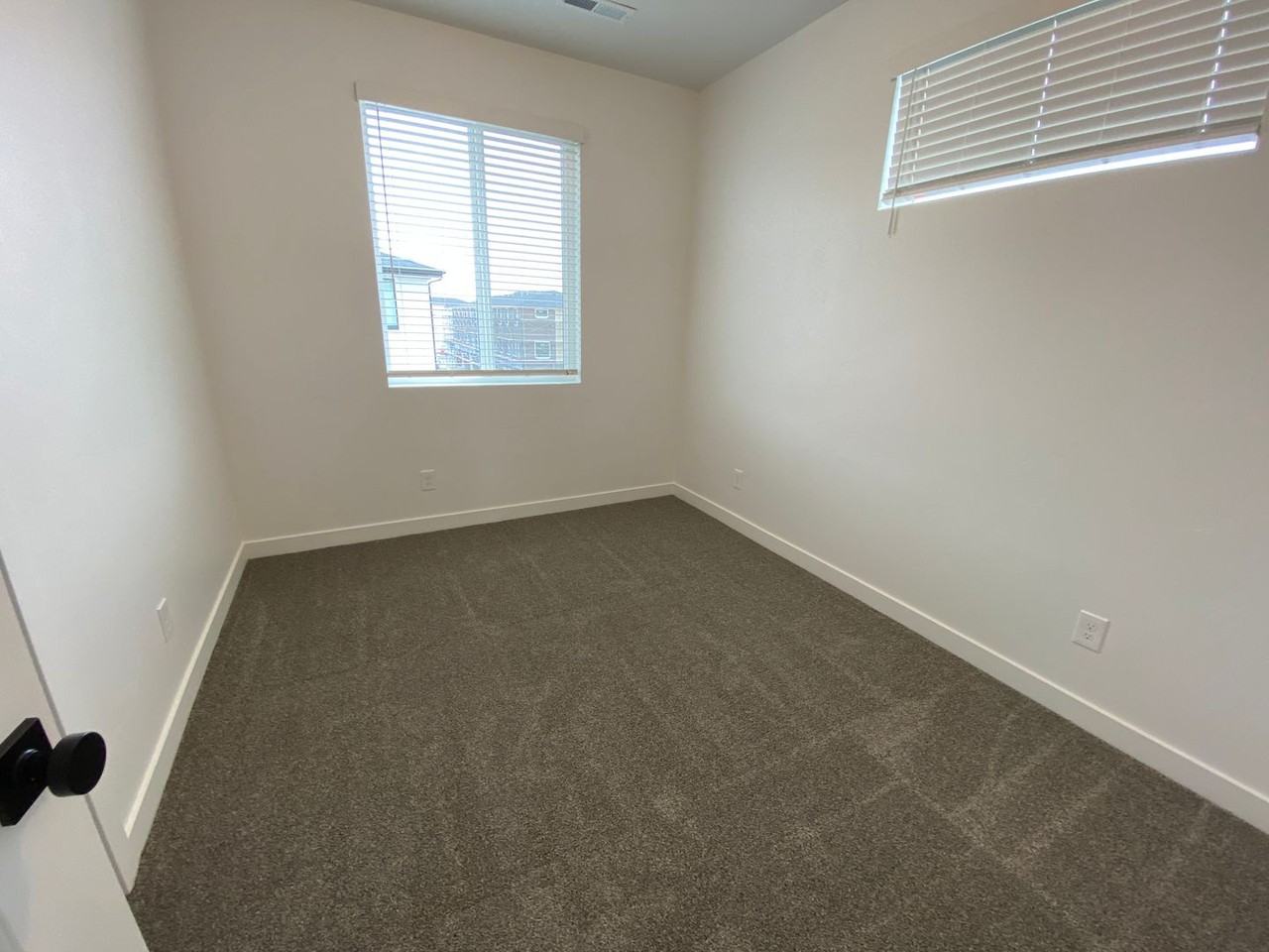 1094 W 530 S - Photo 7 of 15
