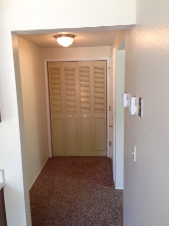dini01 531 W. 11th Ave - Photo 4 of 29