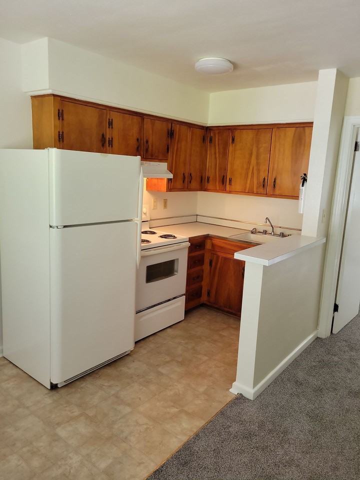 Kingston Landing Apartments - Photo 7 of 10