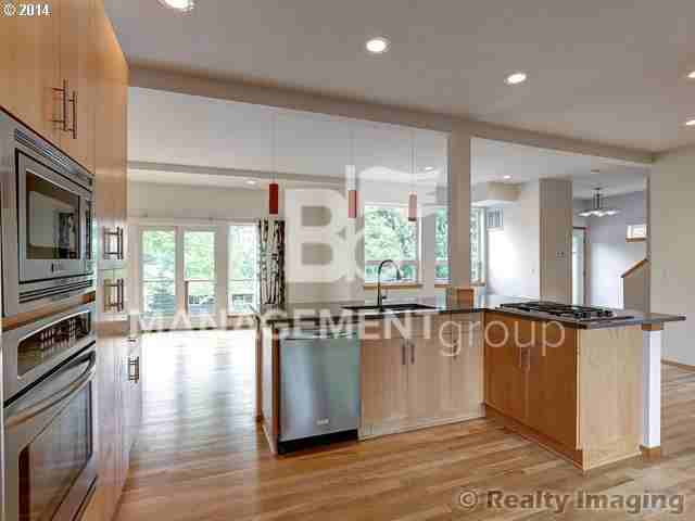 5124 Sw Dolph Ct - Photo 4 of 13