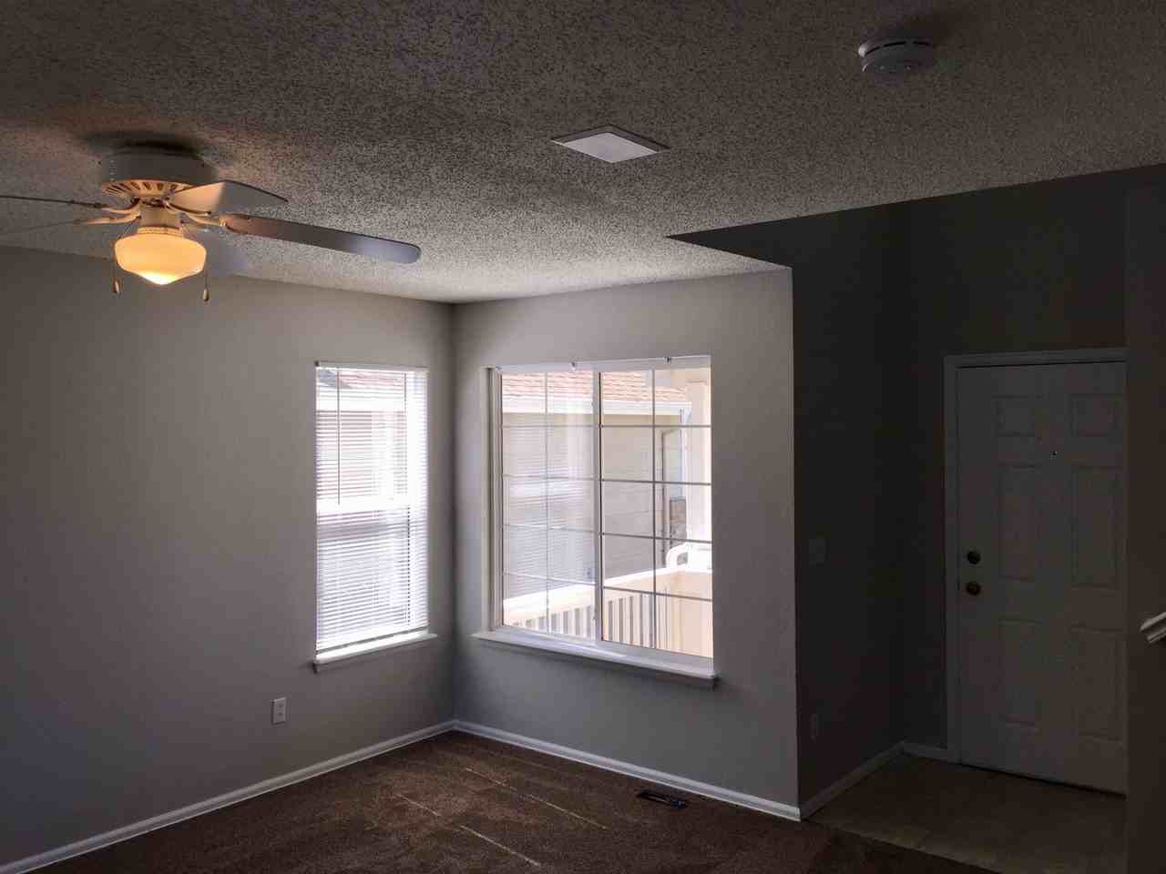 4899 Saddle Ridge Dr - Photo 3 of 18