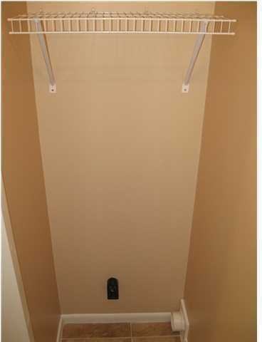 545 Hickory Ave - Photo 6 of 14
