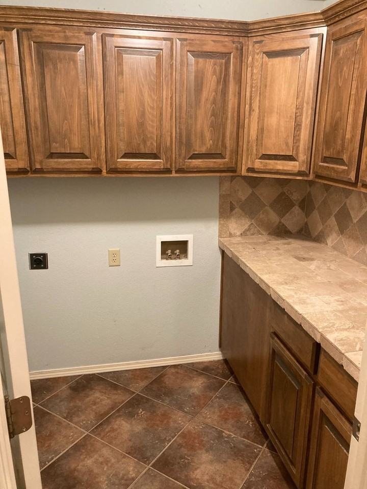 720 Venice St - Photo 4 of 24