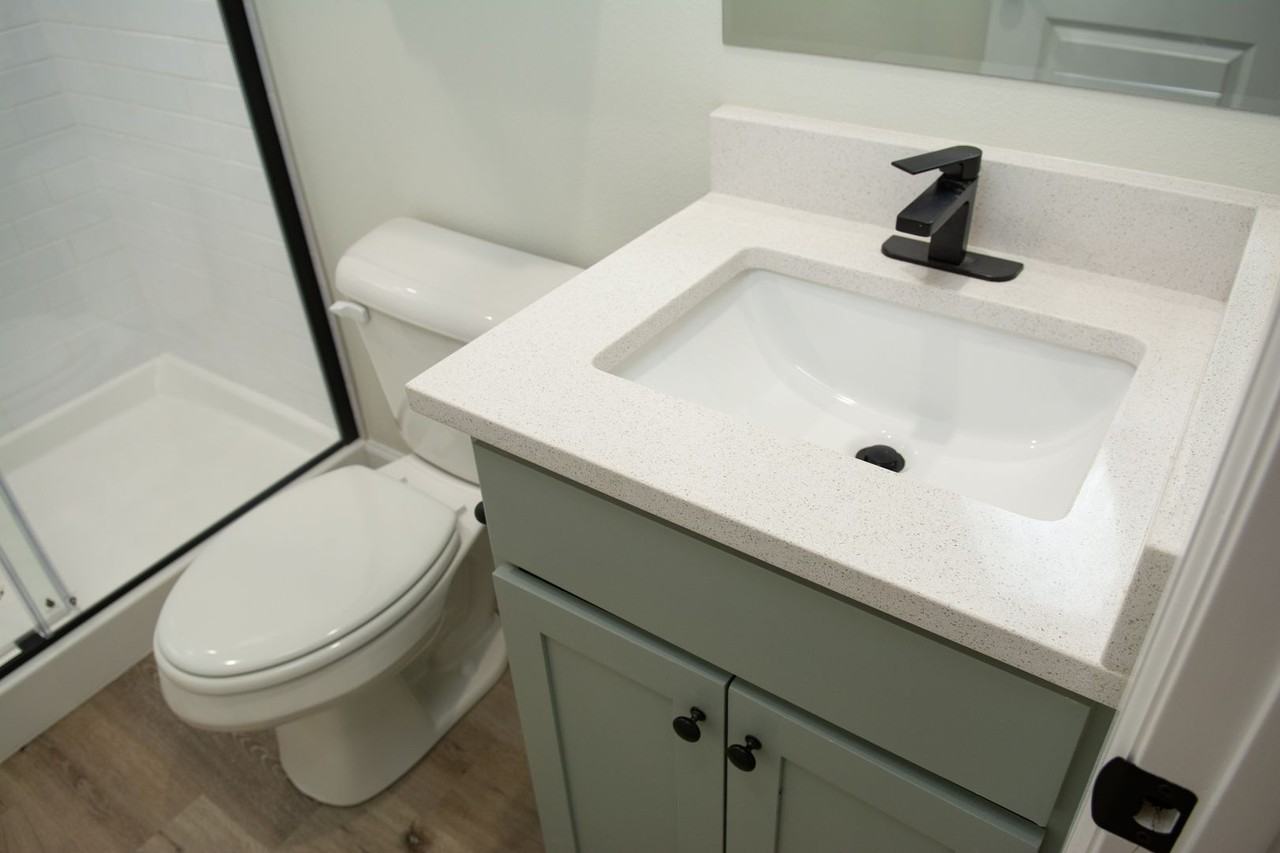158 N Centennial Ave - Photo 3 of 32