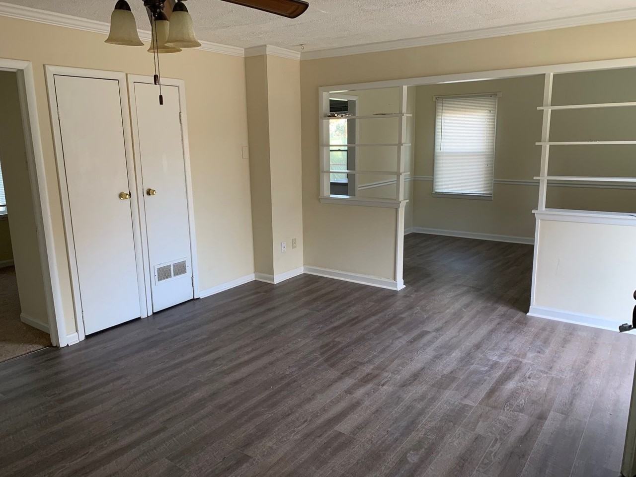 450 Cedar Dr - Photo 6 of 8