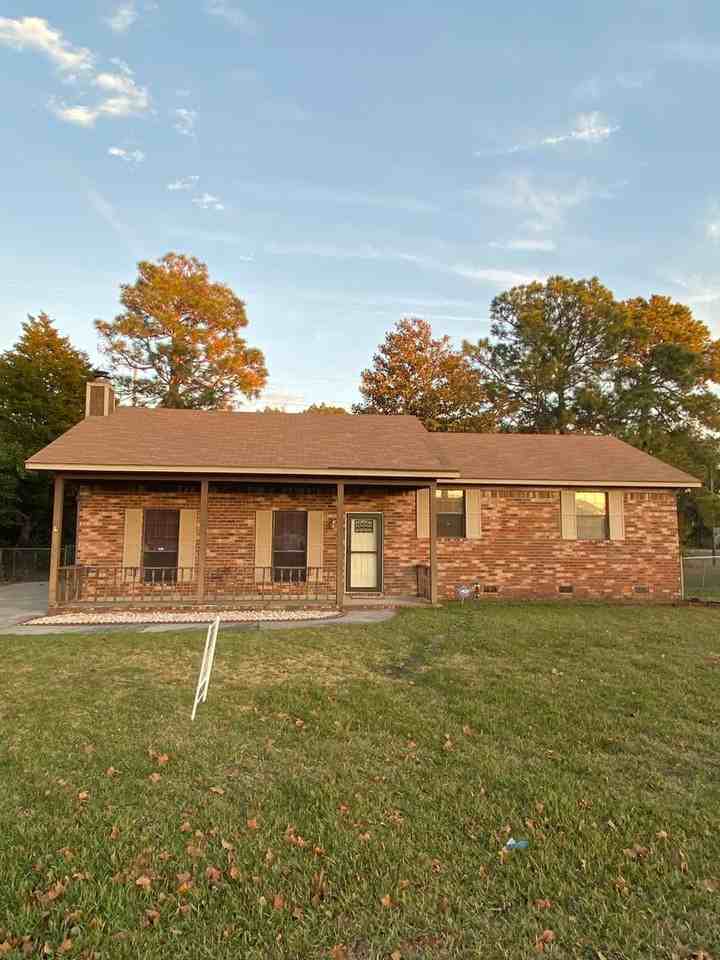1022 Bacon Rd