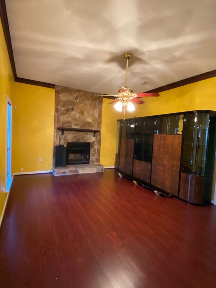 1022 Bacon Rd - Photo 4 of 29