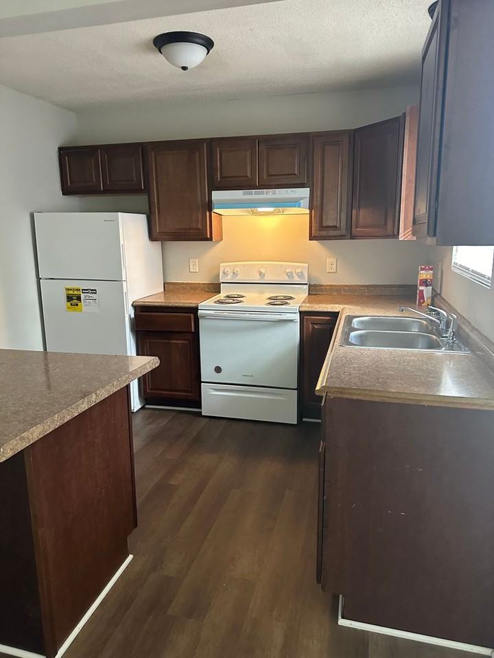 168 Cherokee Cir - Photo 3 of 16