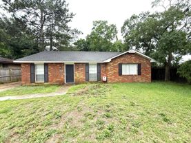 5712 Roxboro Dr - Photo 1 of 1