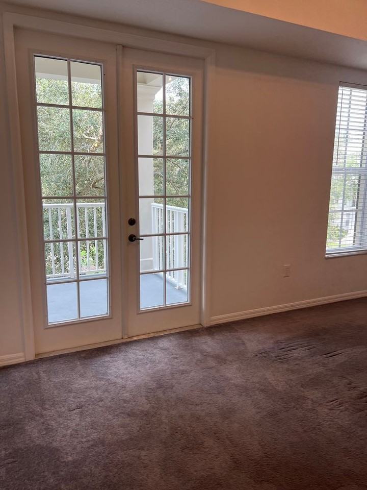 940 Spring Park St - Photo 6 of 23