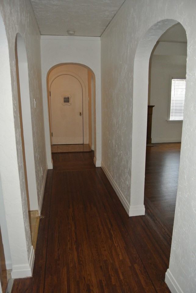 1341 Maple St - Photo 7 of 21