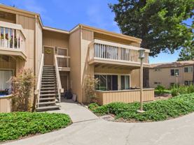300 Glenwood Cir - Photo 1 of 1