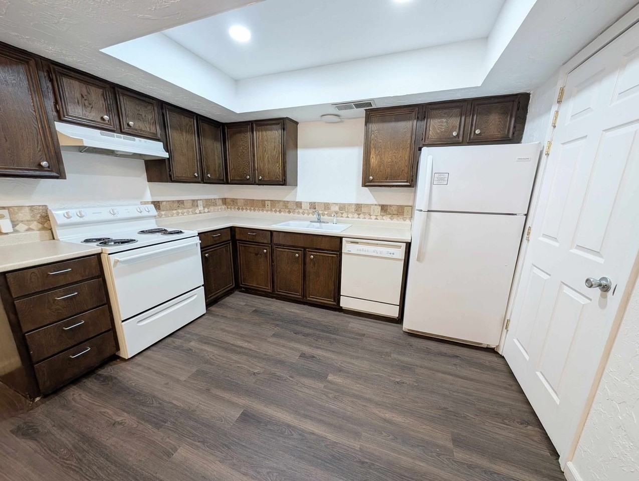 3827 N Harvard Ave - Photo 4 of 13