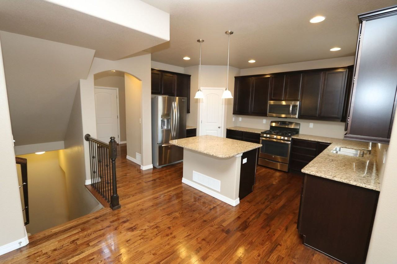 5651 Majestic Dr - Photo 2 of 17