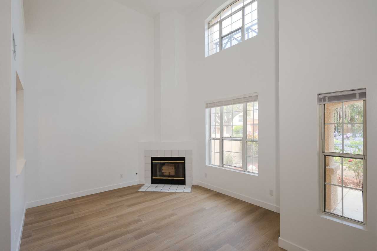 1311 Oyster Pl - Photo 6 of 29