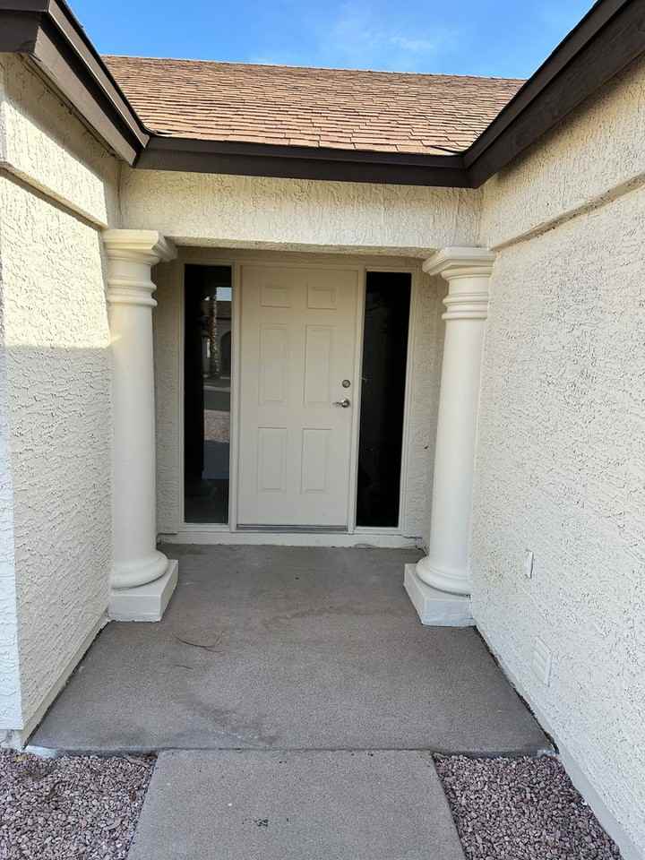 3565 W Butler St - Photo 3 of 18