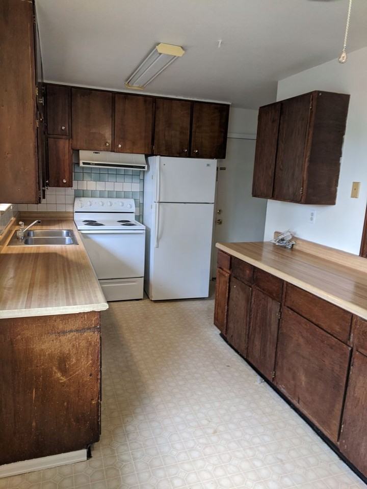 112 Judson St - Photo 4 of 8