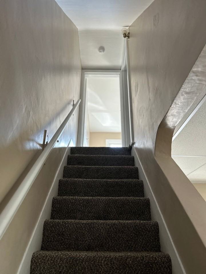 84 S Front St - Photo 6 of 14