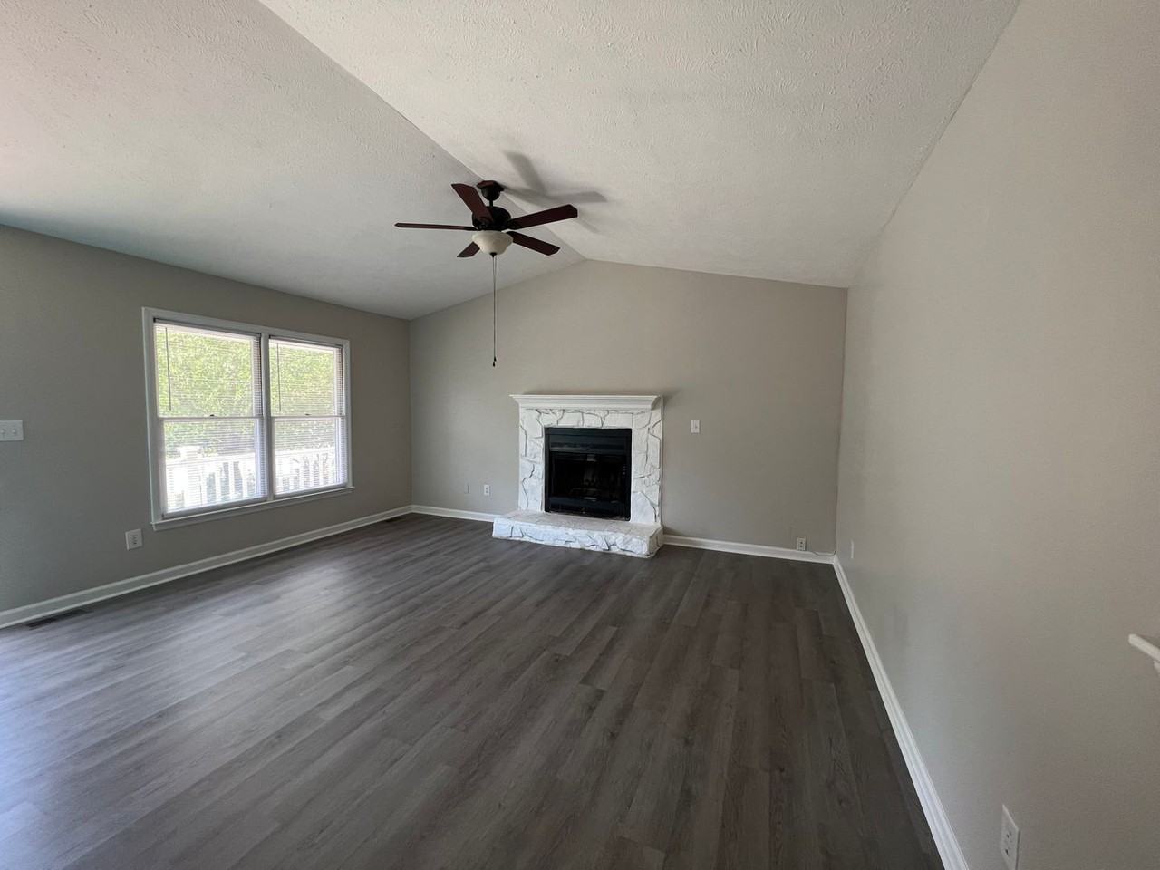 9330 Castle Falls Cir - Photo 2 of 7