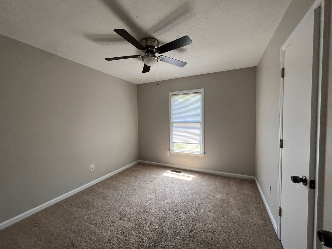 9330 Castle Falls Cir - Photo 6 of 7