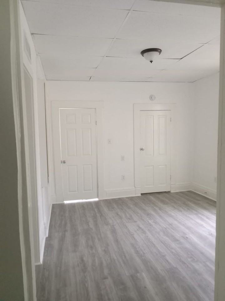 690 Avenue E - Photo 2 of 16