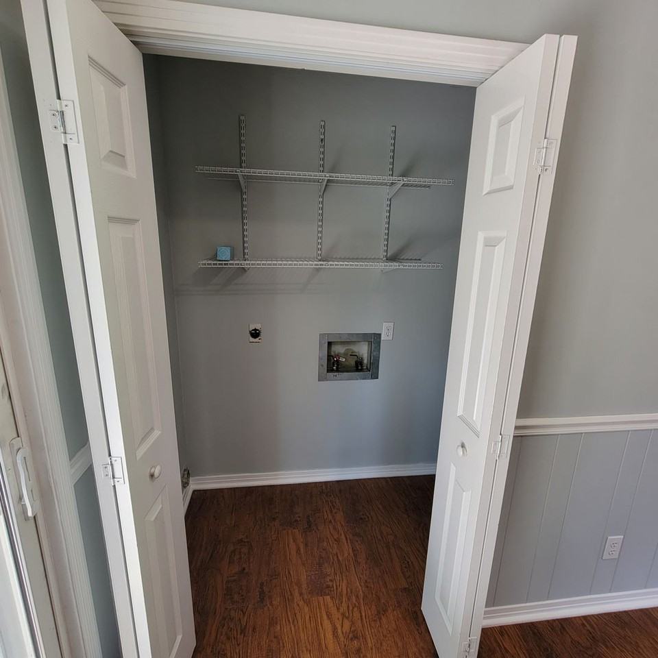 2128 Wildwood Rd - Photo 5 of 15