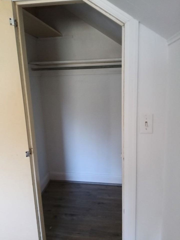 101 8th Ave - Photo 5 of 12