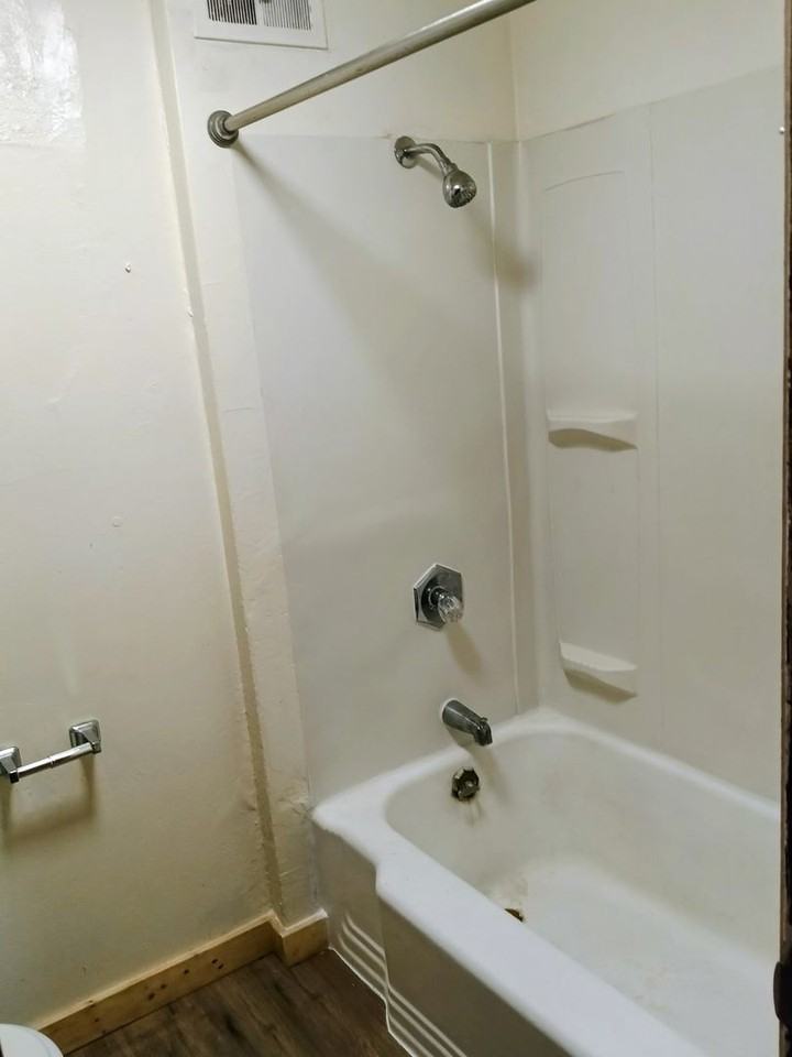 101 8th Ave - Photo 6 of 12