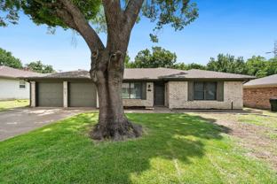 1004 Ridgefield Dr - Photo 1 of 1