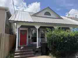 featured image of 204 Cherokee St