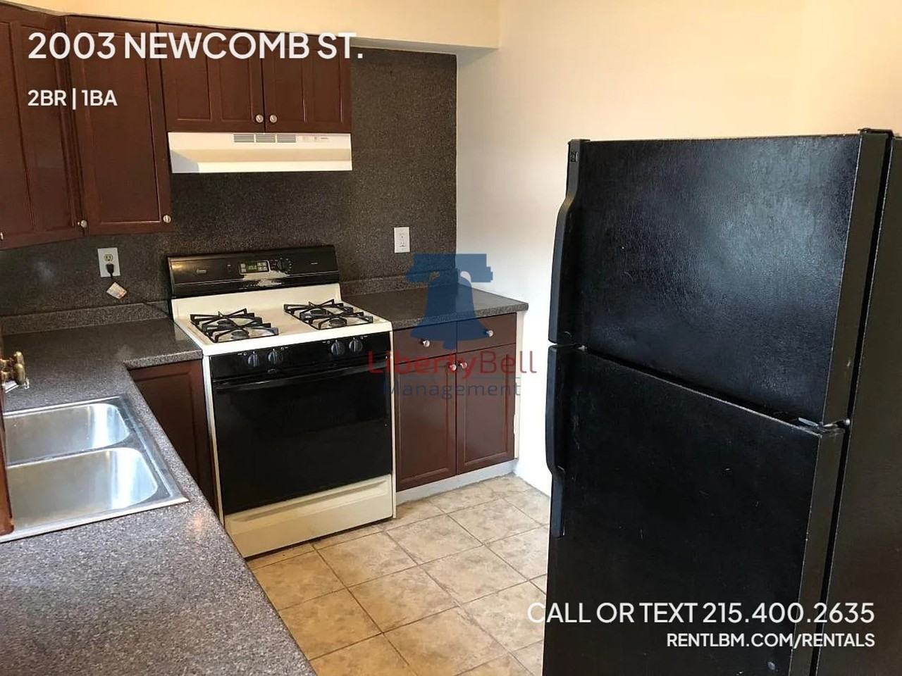 2003 Newcomb St - Photo 3 of 9