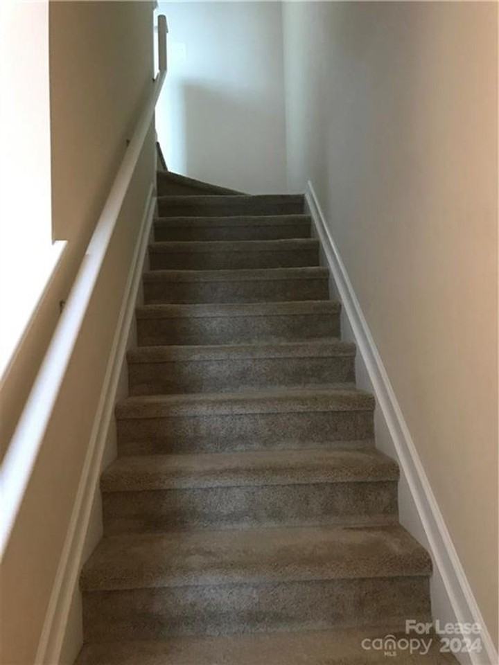 9507 Longstone Ln - Photo 6 of 13