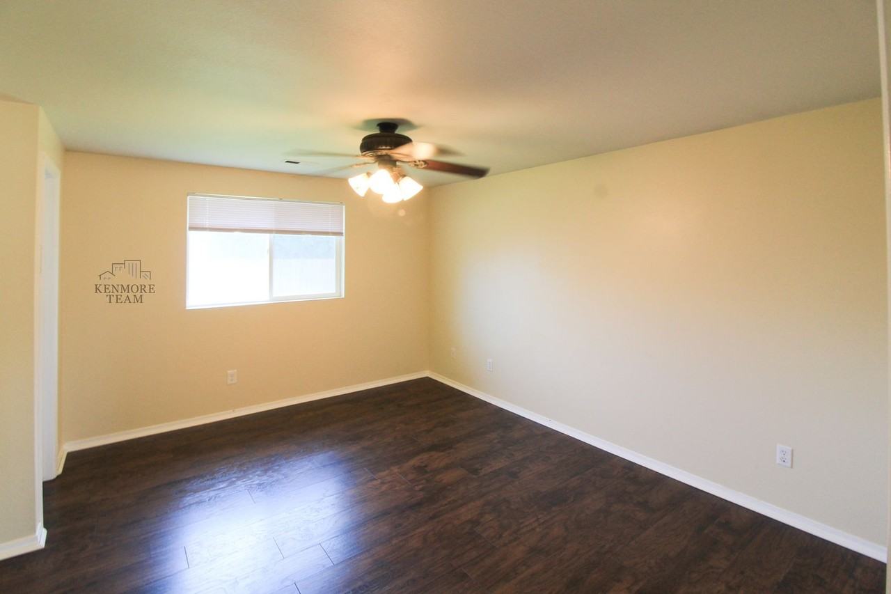 4731 Hibiscus St - Photo 5 of 10