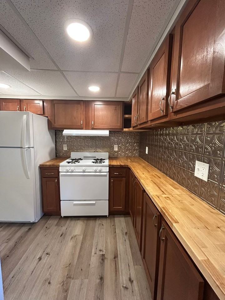 4124 Davenport St - Photo 5 of 22
