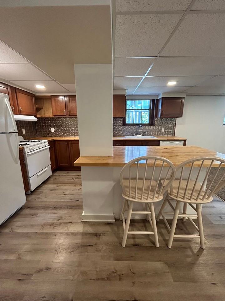 4124 Davenport St - Photo 6 of 22