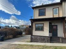 221HEN - Photo 1 of 1