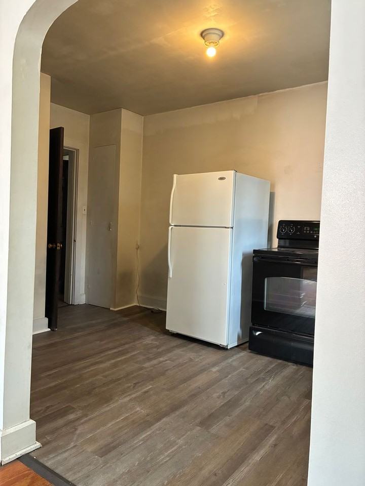 519 Broadway - Photo 4 of 4