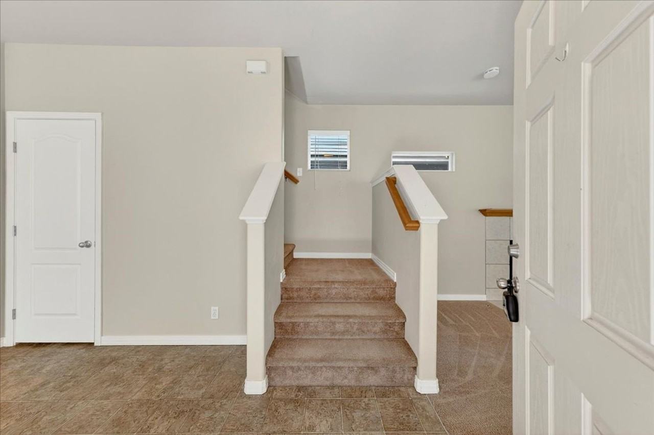 1509 S Euclid Ave - Photo 2 of 33