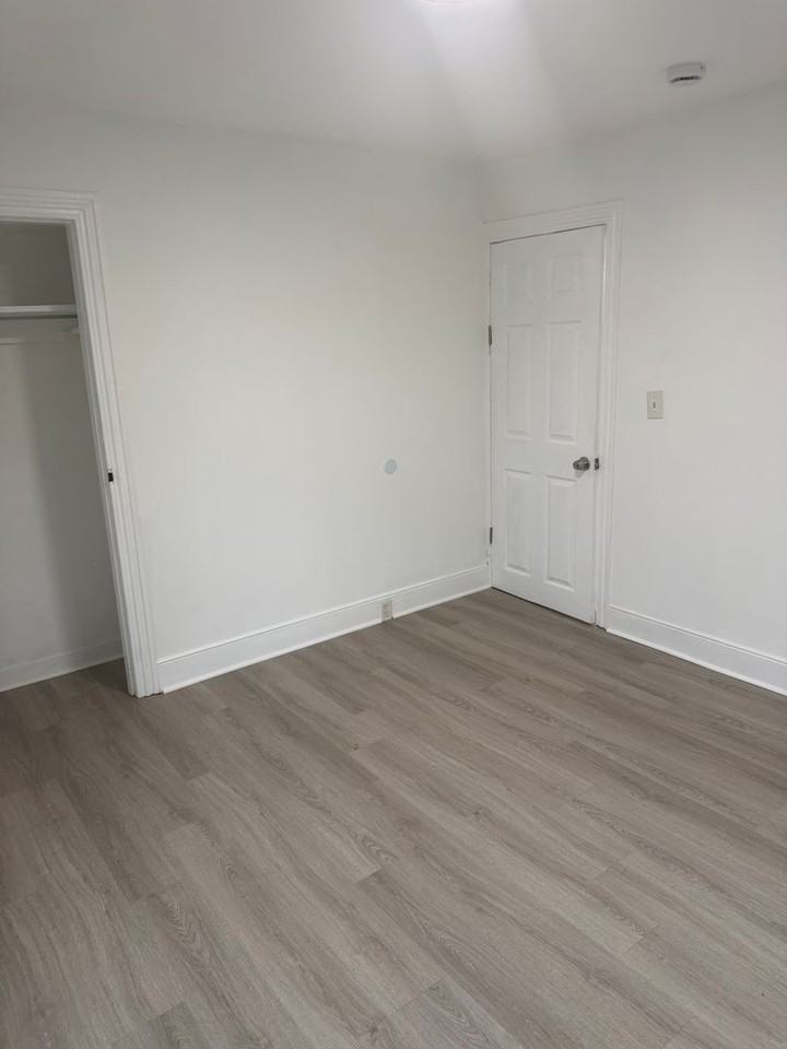 322 F St - Photo 3 of 13