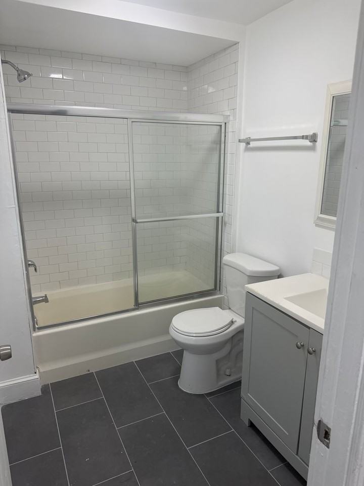 322 F St - Photo 7 of 13