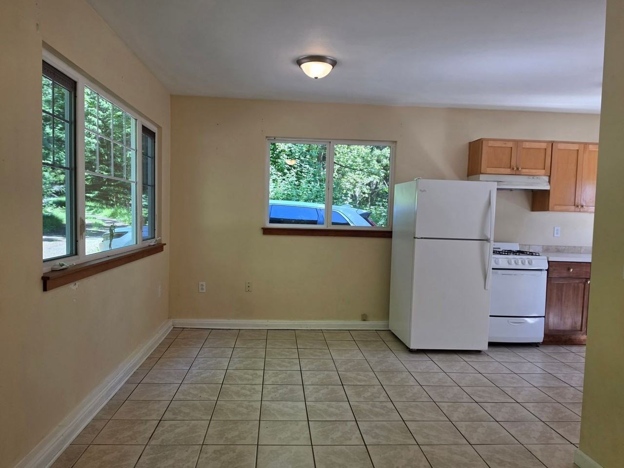 10367 Ne Shore Dr - Photo 3 of 15