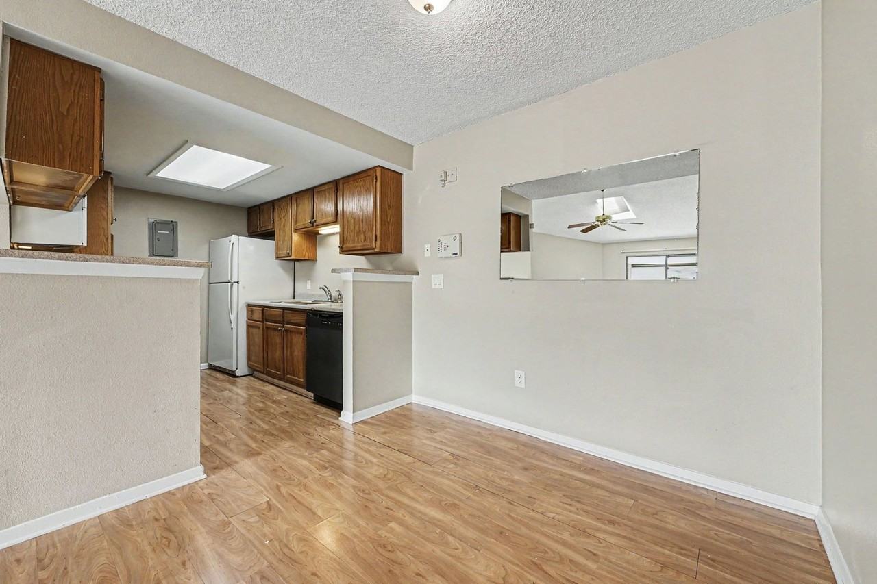 902 S Walden St #208 - Photo 5 of 23