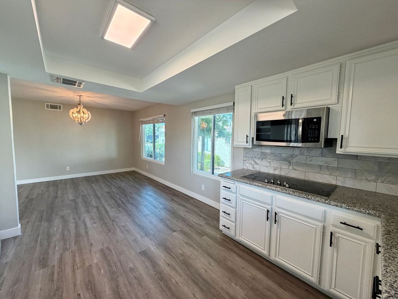 3142 Espanol Dr - Photo 4 of 13