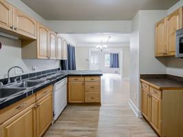featured image of 358 S Marshall St