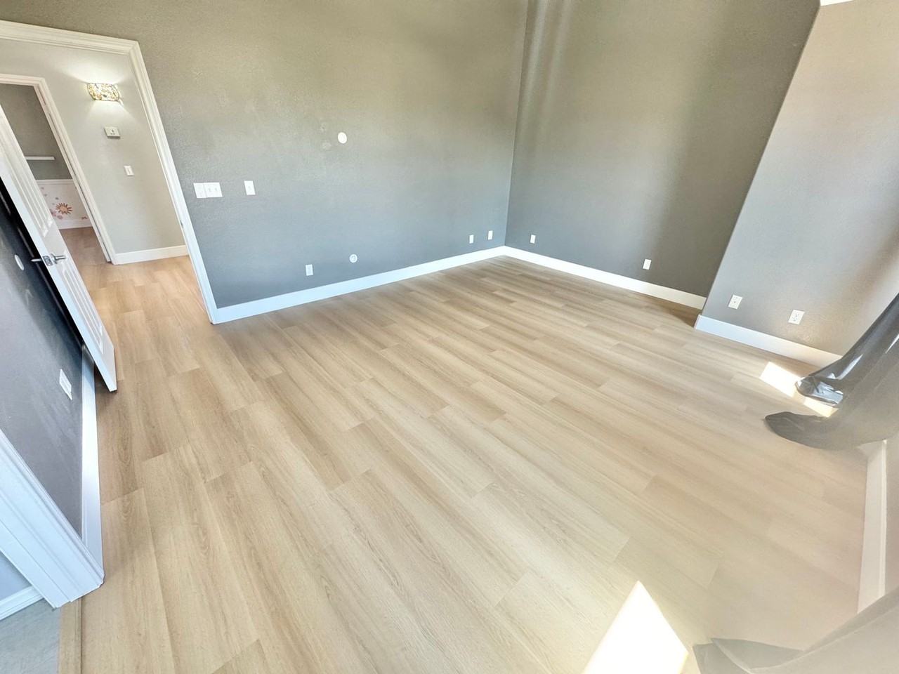 216 Chiquis Ct - Photo 7 of 35