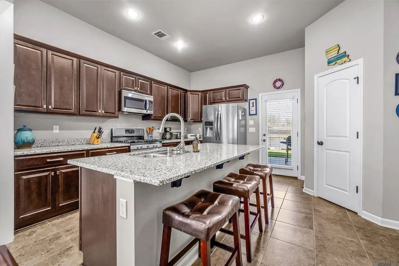 8624 Arabella Ave - Photo 4 of 21
