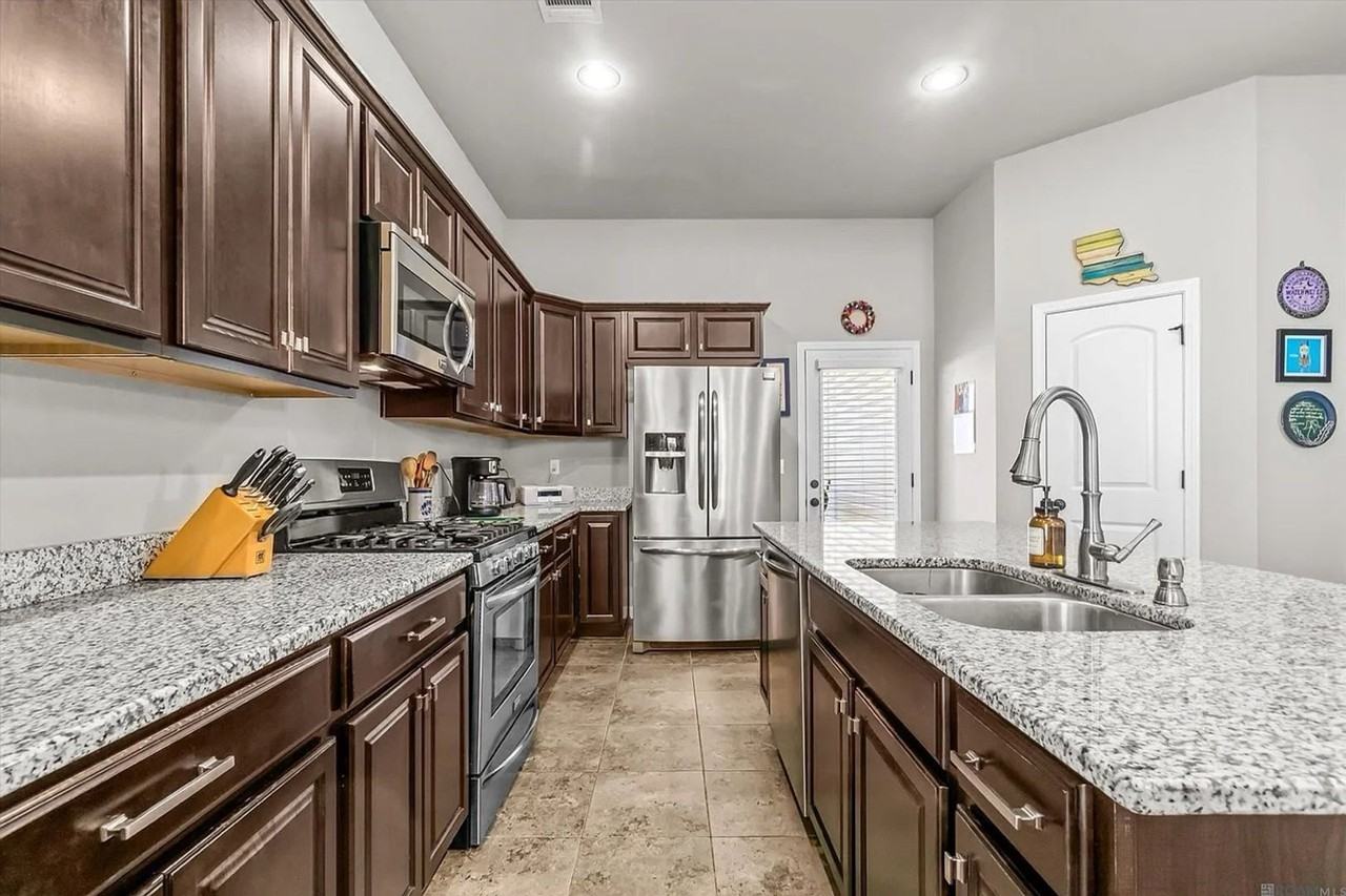 8624 Arabella Ave - Photo 5 of 21