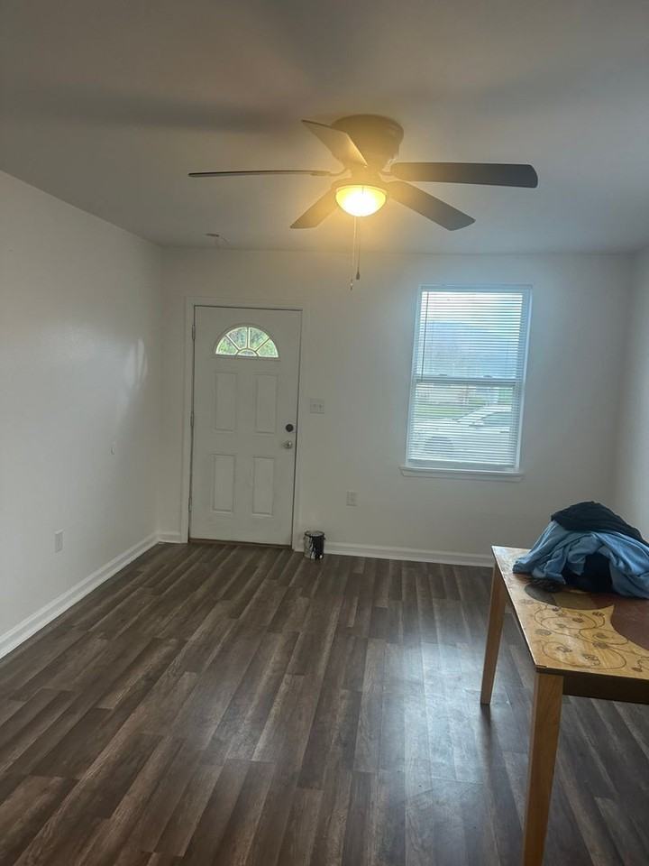 4304 Pauger St - Photo 7 of 8
